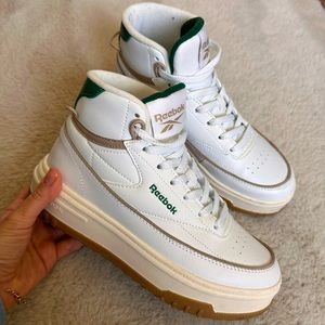 Reebok High tops, Size 6,5